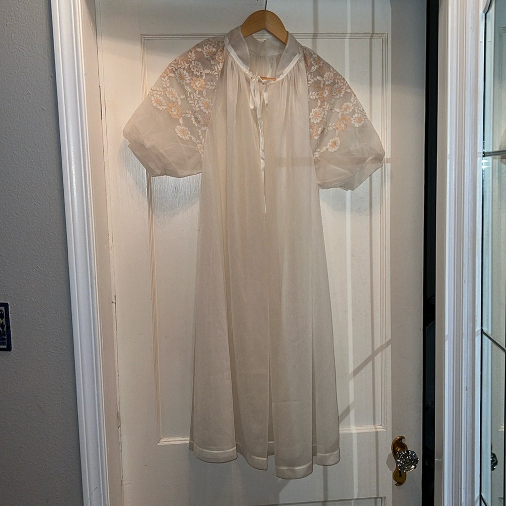50s Henson Kickernick chiffon wedding sheer robe